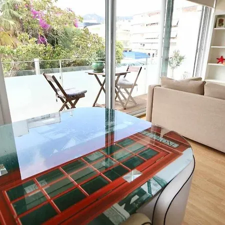 Petit Ancora, Frente A Playa Grande * 또사데마르