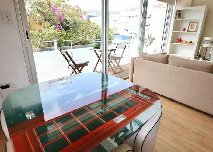 Petit Ancora, Frente A Playa Grande * Tossa de Mar